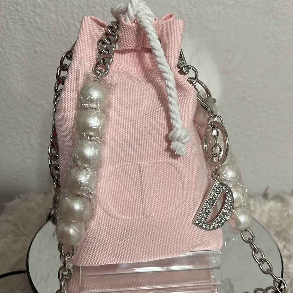 New! Dior Beauty Drawstring Pink Pouch with Crossbody Strap and Charm - Picture 5 of 15